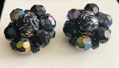 VTG Carnival Glass Clip Earrings,Western Germany,Beautiful Flower Design