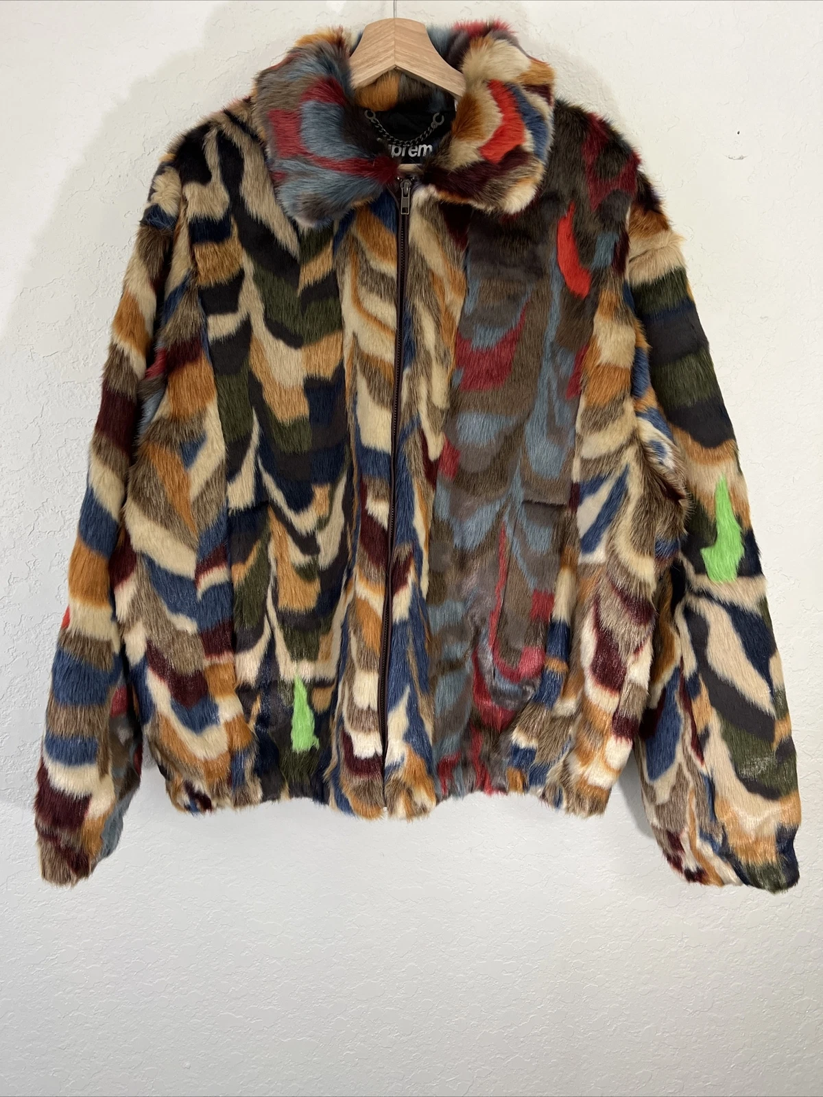 veste suprême XL flambant neuve fausse fourrure bombardier multicolore AUTOMNE2022