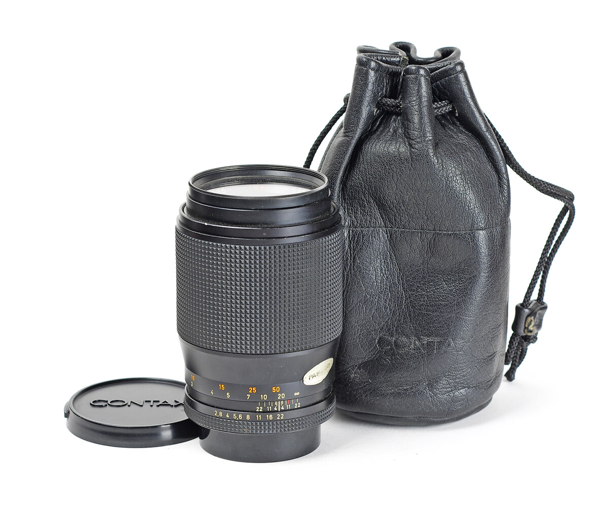 Carl Zeiss Sonnar Red T* 2.8/135mm f/2.8 mount Contax / Yashica No