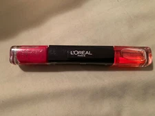 Loreal Paris Infallible 2 Stage Nail Polish Duo  906 Red Infallible - NEW/Sealed