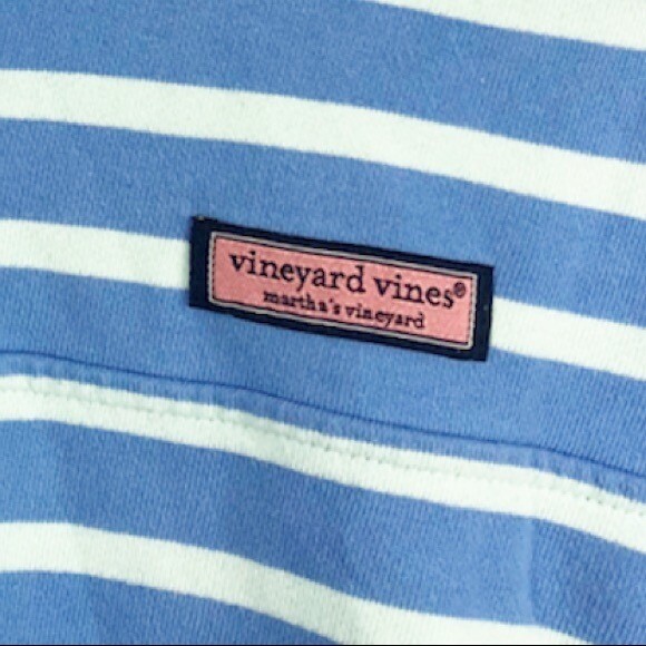 vineyard vines blue pullover