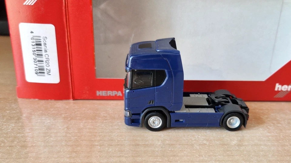 Herpa 307109 SCANIA CR20 trattore stradale neutro blu 1:87 OVP - Immagine 2 di 4