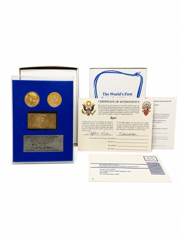 Signed & Numbered Limited Edition 23 Karat Gold U.S. Bicentennial Commemorative