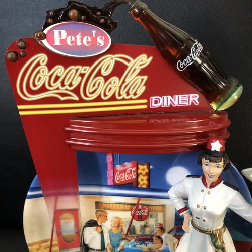 Coca-Cola Collector's Plate American Diner Waitress 50s Figure With Certificate - Picture 4 of 10