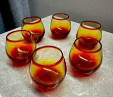 Set vintage di 6 bicchieri da liquore alla vodka decorazione cucina metà secolo