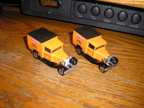 Lot of 2 Matchbox Model A Ford Kellogg's Frosted Mini Wheats Delivery Trucks - Picture 3 of 4