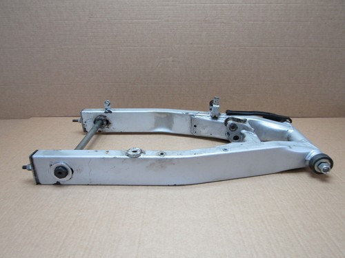 Yamaha TDM 850 2001 37,254 miles swing arm swinging arm (14735) - Picture 4 of 15