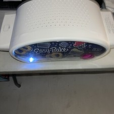 Hasbro/Kenner Products EASY BAKE Ultimate Oven Only lightly used. Tested