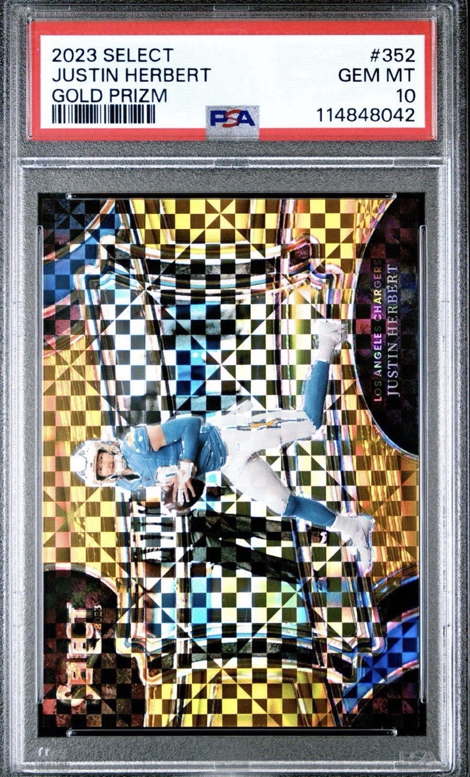 POP 4 Panini 2023 Select Field Level Gold Prizm #352 Justin Herbert /10 PSA 10