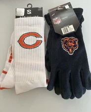 2 Lot Chicago Bears Socks & Gloves