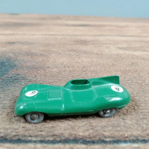 Vintage Matchbox Lesney No 41 D-Type Jaguar Green Racing Car Made in England