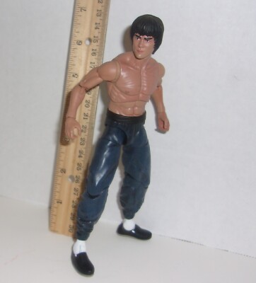 Diamond Select Bruce Lee Action Figure DST  B11