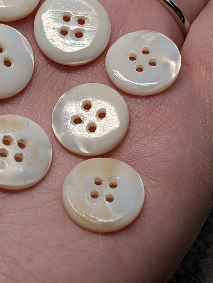 Vintage Small Carved Mother of Pearl Buttons 5/8" - Image 4 of 4
