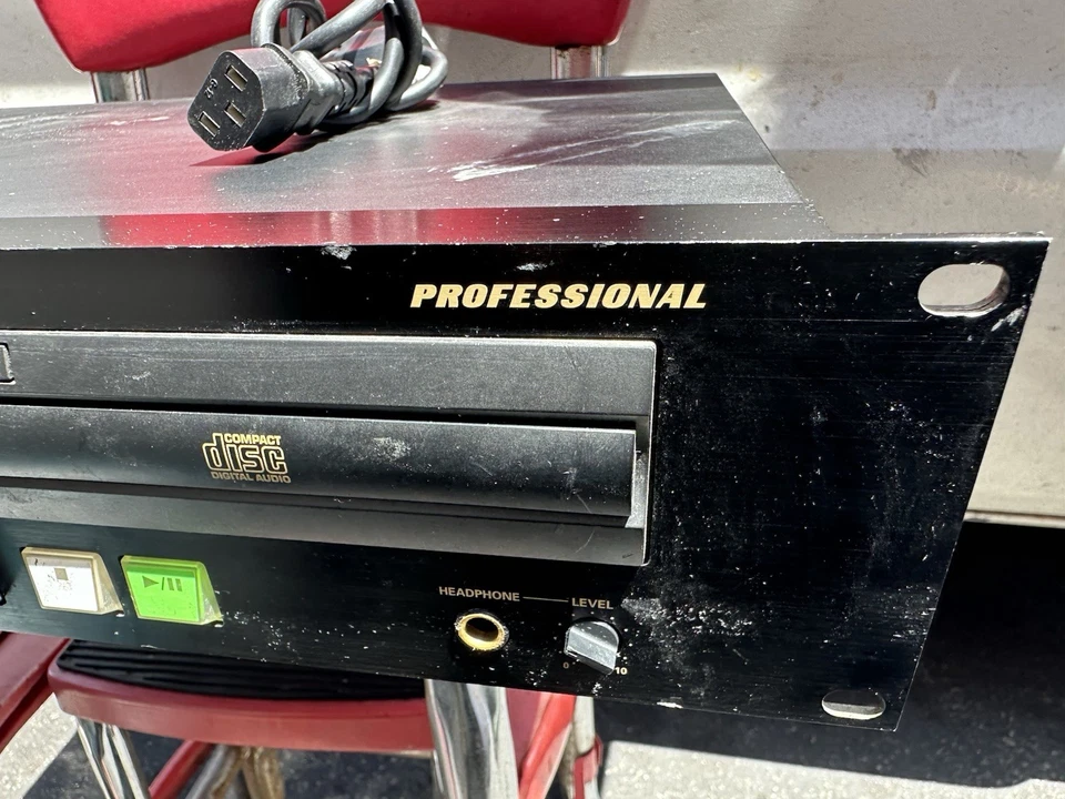 Marantz CDR500 Dual Bay CD Recorder/Player - Image 4 of 4