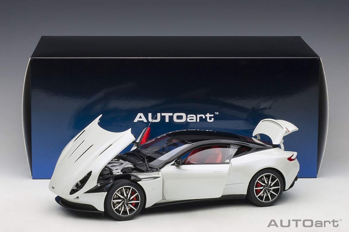 AUTOart 1/18 Aston Martin DB11 metallic white JP 674110702668| eBay