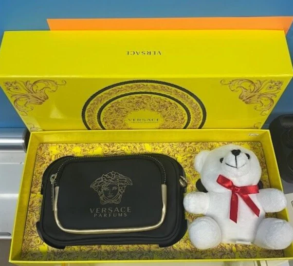 Versace Perfumes Cosméticos Maquillaje Bolsa Estuche Cartera con Oso de Peluche Foto 3 de 4
