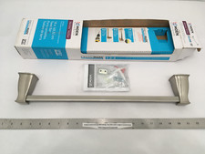 1 NEW Moen Hensley 18" Towel Bar - BRUSHED NICKEL - MY3518BN gen cosmetic