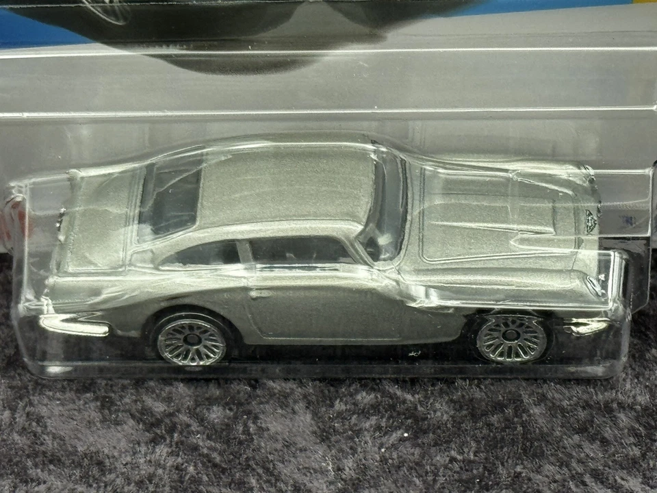 Tiempo de pantalla Hot Wheels 2024 HW 7/10 Aston Martin 1963 DB5 6OLDFINGER Bond 007 Foto 3 de 4