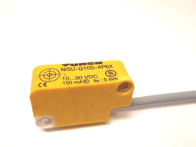 Turck Ni5U-Q10S-AP6X Inductive Sensor 150 mA 5mm Range, Side Active Face