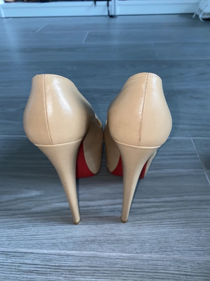 narciso christian louboutin 36,5 Foto 3 de 4