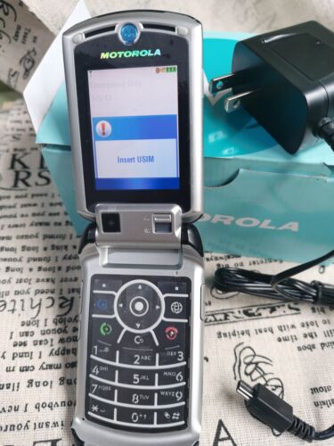 90 % NEU Original Motorola V3x 2G GSM entsperrt Flip Handy - Bild 1 von 15