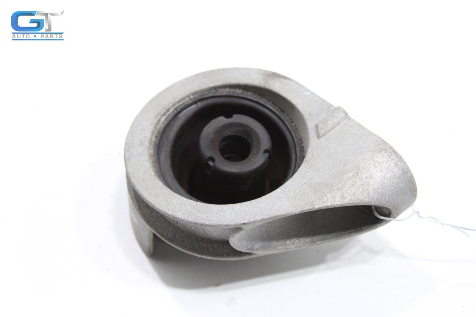 JEEP GRAND CHEROKEE L EXHAUST RESONATOR PIPE LEFT BRACKET & ISOLATOR