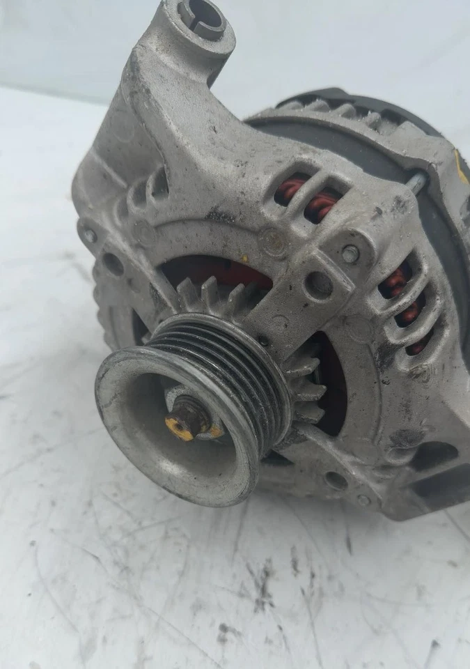2005 2006 2007 Chrysler CHRYSLER 300 Alternator - Image 3 of 4