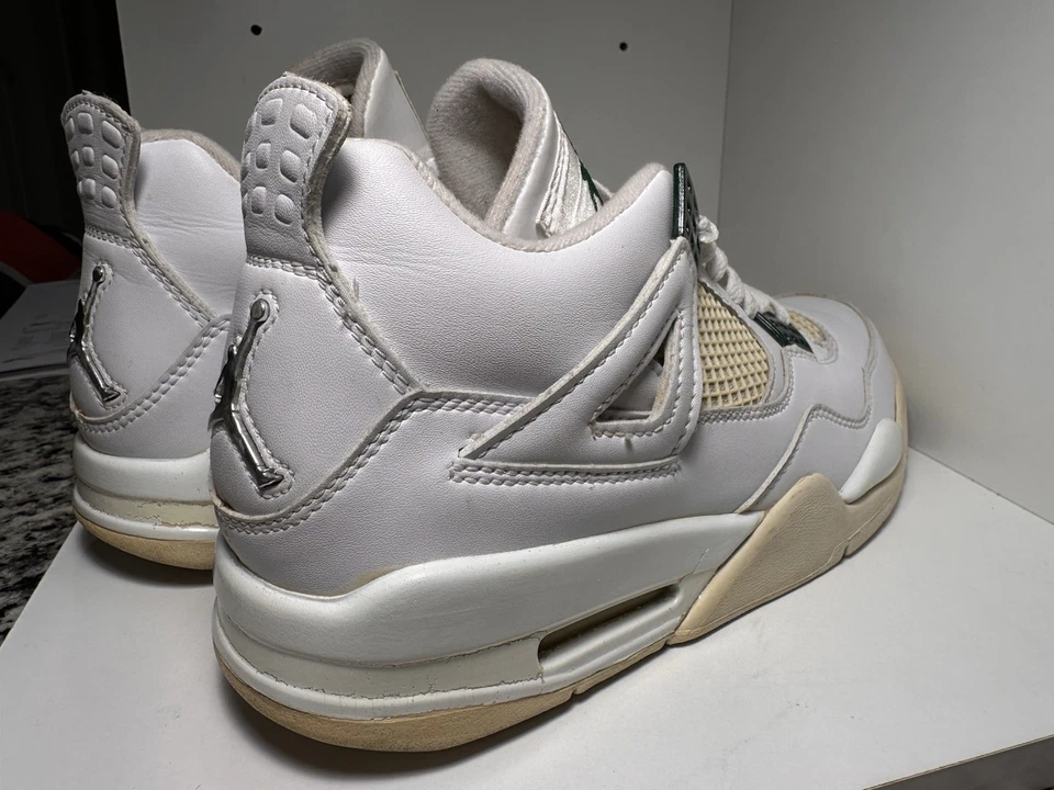 Air Jordan 4 Retro 308497-101 Clásico Verde 2004 Blanco/Cromo Para hombres Talla 8.5 Foto 2 de 4
