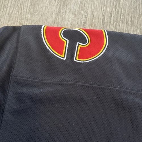 Camiseta deportiva de hockey vintage de los 90 Proplayer Calgary Flames XXL 2XL NHL como nueva negra roja - Imagen 6 de 13