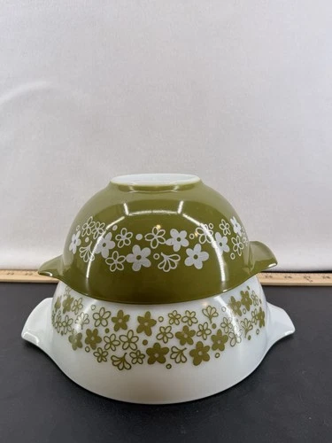 Vtg Pyrex Crazy Daisy Spring Blossom Bowl Set 2.5 Qt And 1.5 Qt Nesting Bowls
