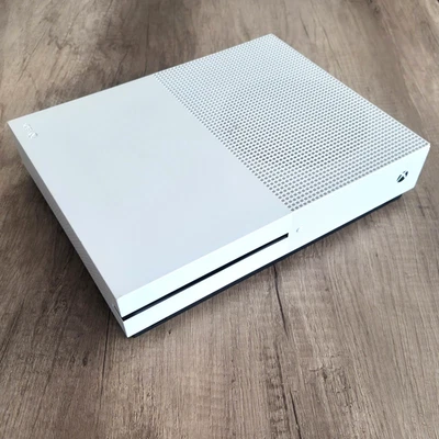 Microsoft Xbox One S