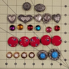 Estate Lot Of 24 Vintage Snap-on Button Covers Heart Jewel Cloth Pearl