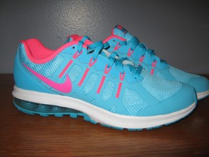 pretty running shoes