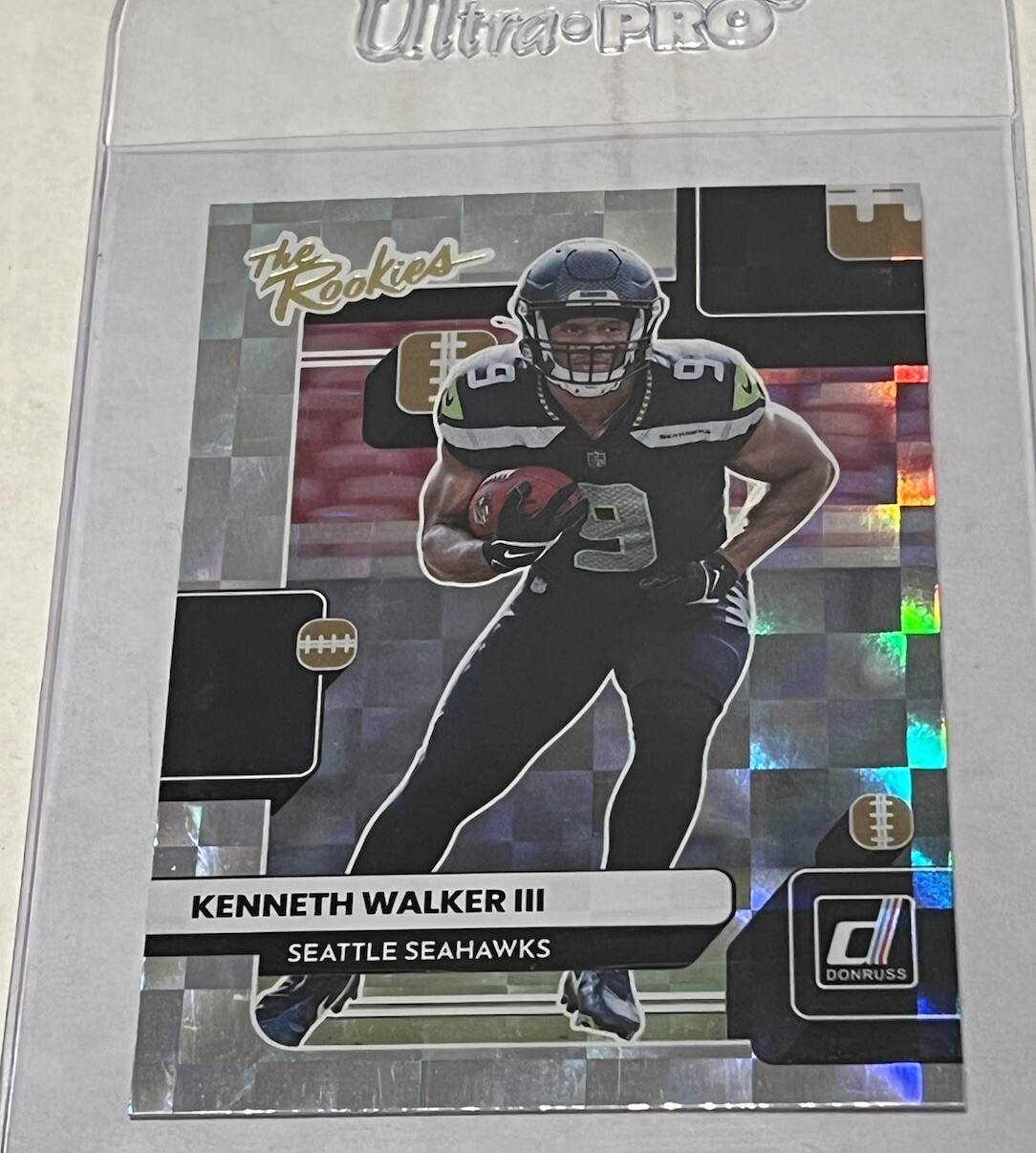 2022 Panini Donruss - The Rookies #TR-18 Kenneth Walker III (RC) Rainbow Foil