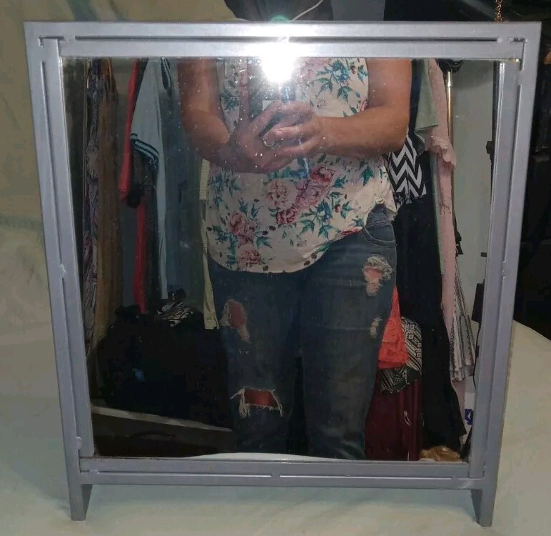 Picture 1 of 2