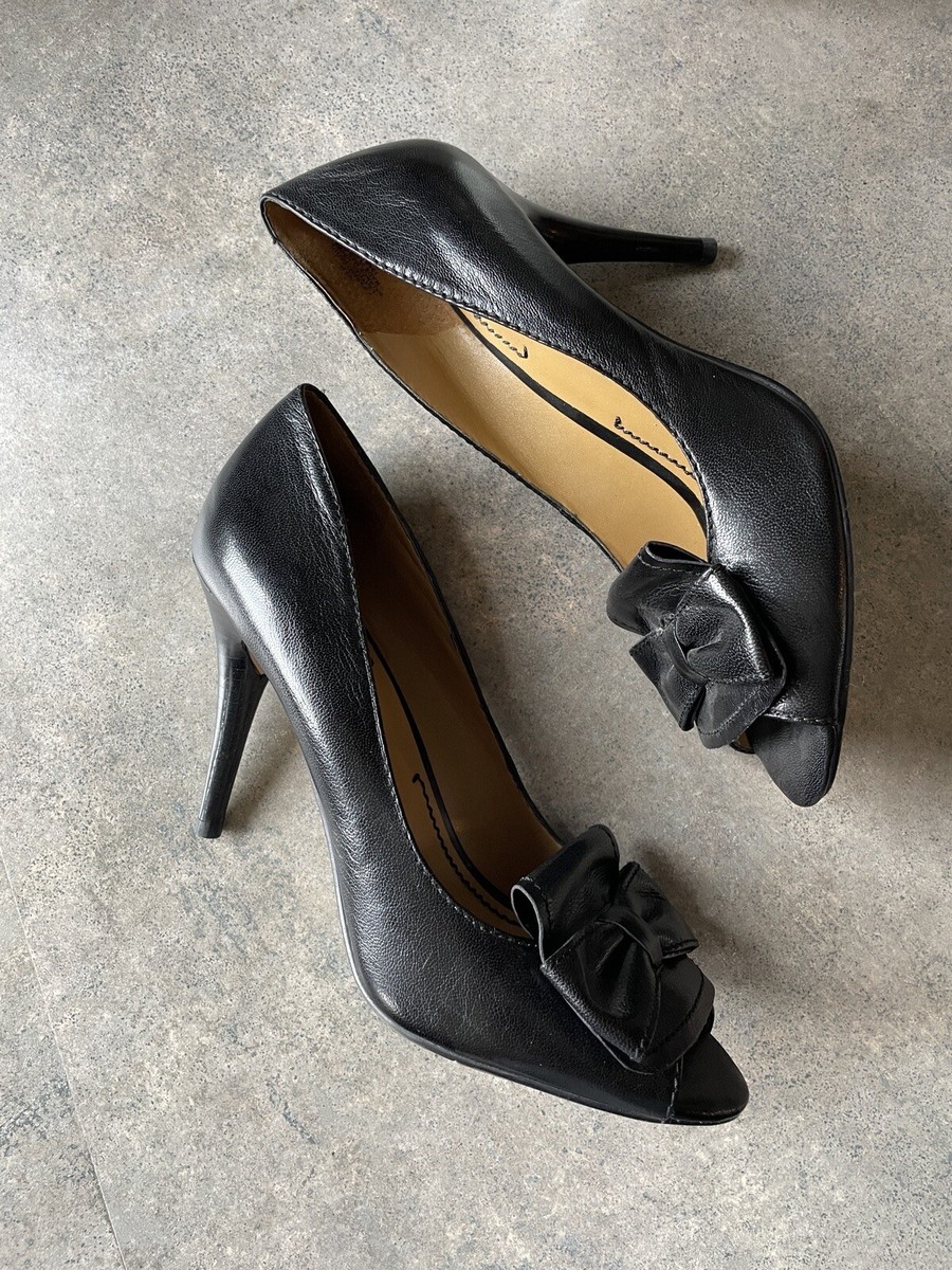 black peep toe heels with bow