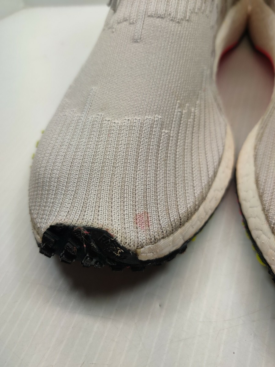 cq2443 adidas