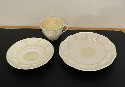 Gorgeous Belleek New Shell Seashell Porcelain Trio Cup Saucer Plate - Picture 3 of 5