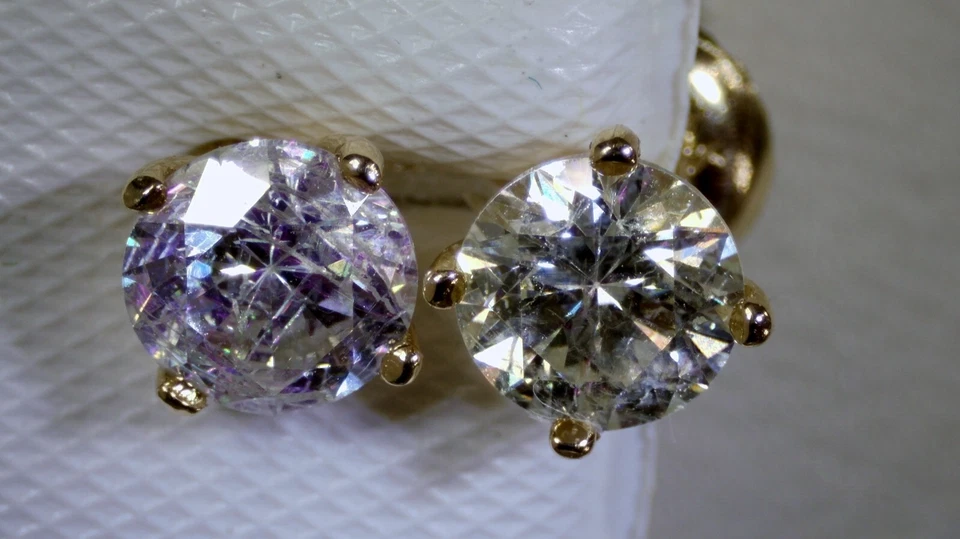 NEW 1/2CTW PAIR NATURAL ROUND DIAMOND SOLITAIRE STUD EARRINGS 14K Y/GOLD Foto 2 de 4