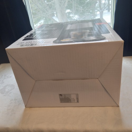 New In Box Caso HW 500 Touch 8 Second Hot Water Dispenser 4-16oz Black Silver - Picture 8 of 9