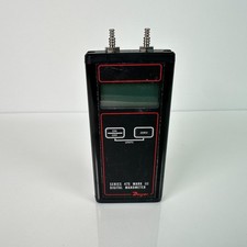 Dwyer Series 475 Mark III Handheld Digital Manometer
