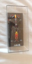 Bburago 1:43 Oracle Red Bull Racing RB18 2022 #11 Sergio Perez F1 Diecast Case