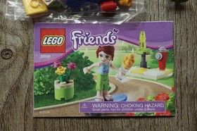 LEGO&reg; Friends 30101 Mia Skate Boarder Polybag 100% Complete W/Instructions