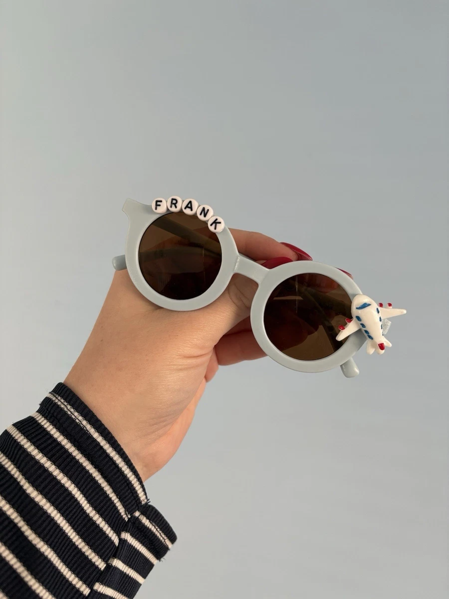 Personalisierte Baby & Kinder Sonnenbrille | Blume & rundes Gestell | individueller Name & Anhänger