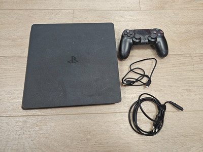Sony PlayStation 4 Slim 1TB Konsole CUH-2116B