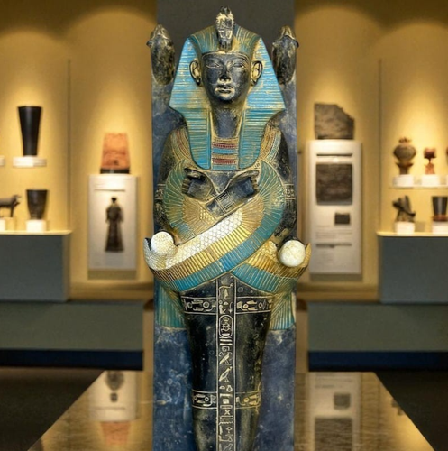 RARE EGYPTIAN ANTIQUITIES OF ANTIQUITY EGYPTIAN COFFIN OF PHARAONIC FUNERARY BC