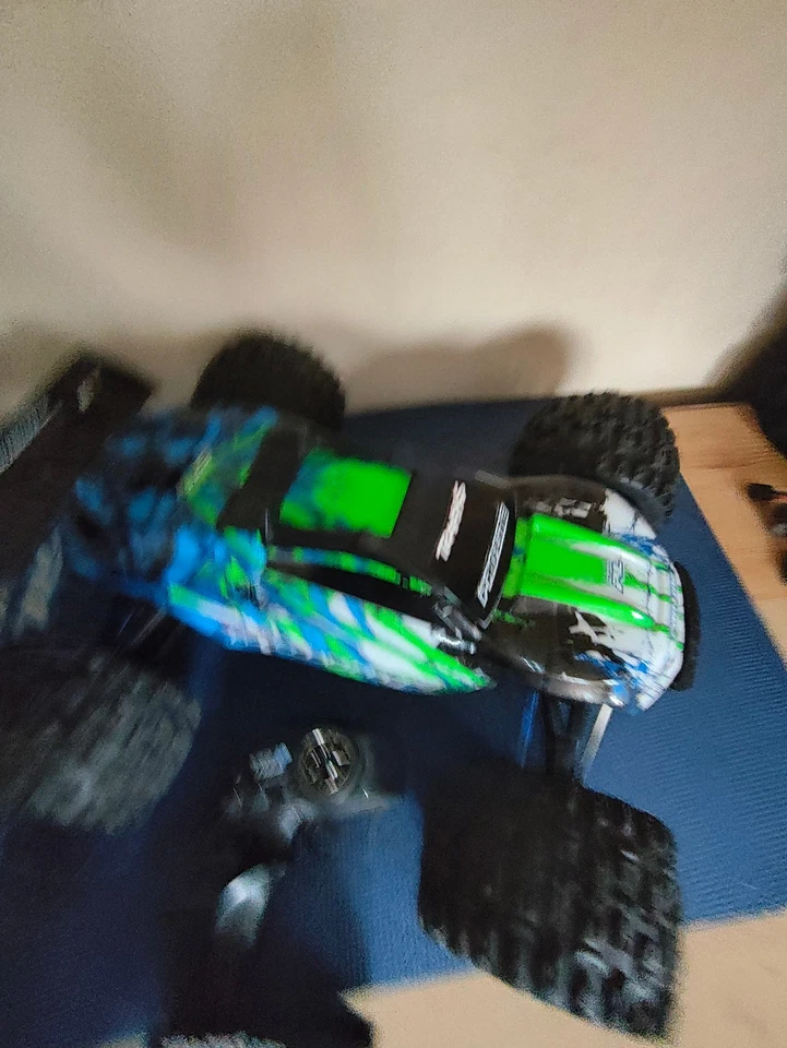 Traxxas e-revo 2.0 8s upgraded! xmaxx - Image 3 of 4