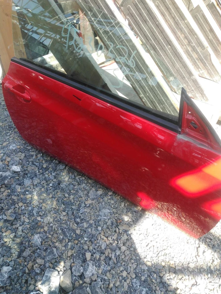 Used Front Right Door Assembly Front fits: 2012 Hyundai Genesis electric windows - Image 2 of 4