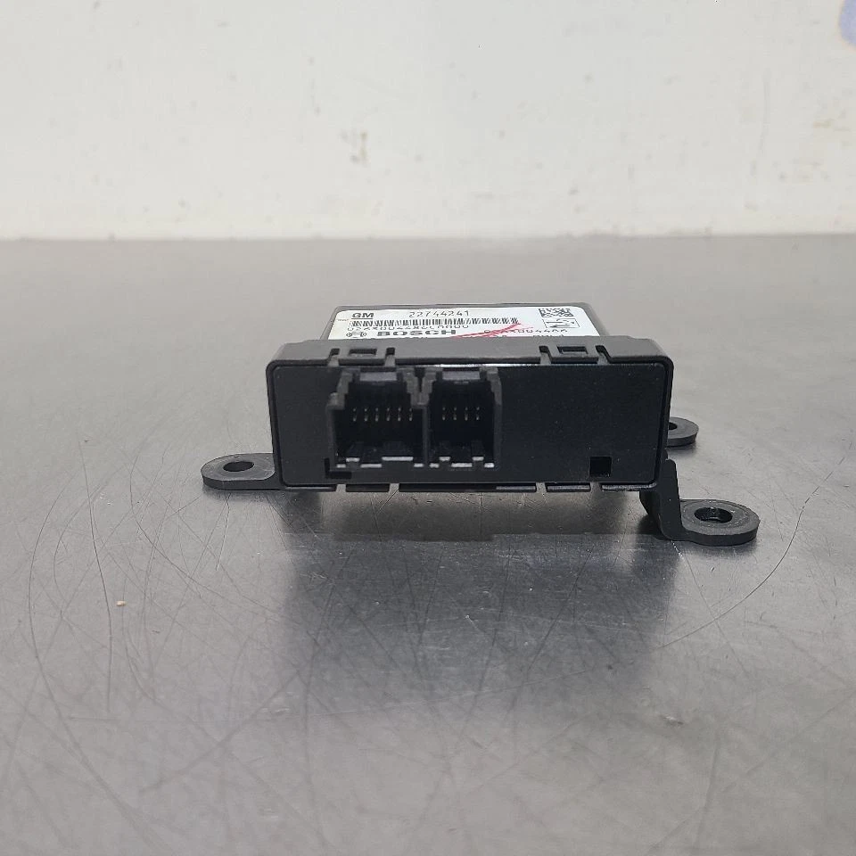 13 2013 GMC SIERRA 1500 módulo de control asistente de estacionamiento del conductor 22744241 Foto 3 de 4