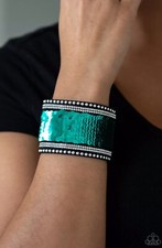 Paparazzi Jewelry Wrap Bracelet MERMAIDS Have More Fun - Green